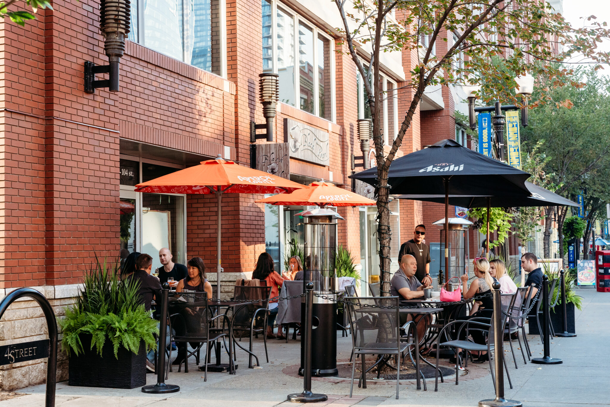 Where to eat Edmonton Downtown