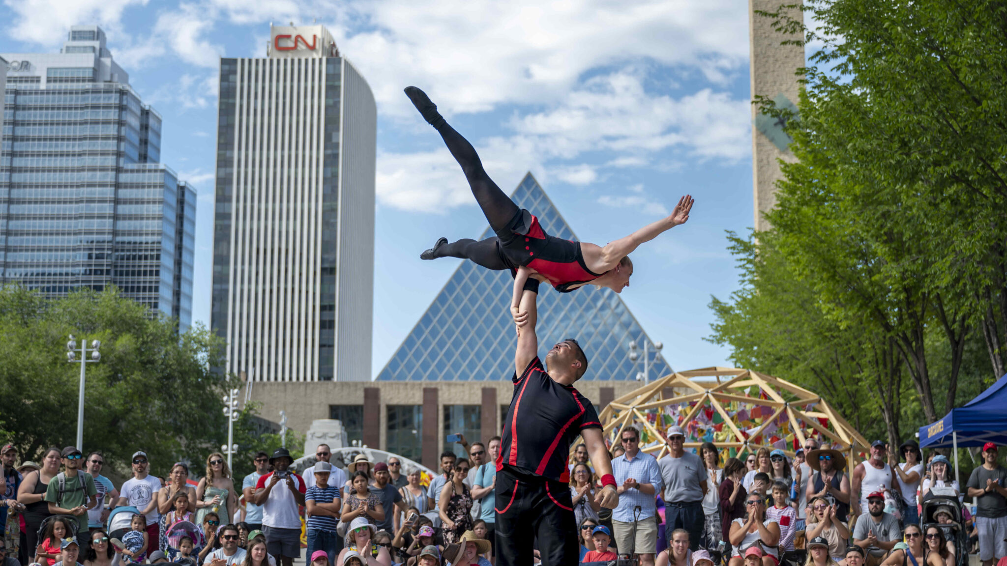 Edmonton International Street Performers Festival Edmonton Downtown